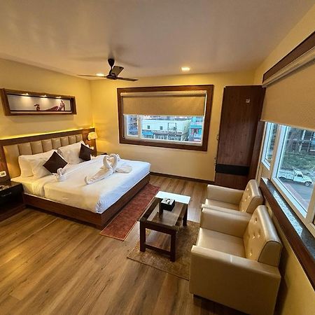 Hotel Golden Orbit Asansol Екстер'єр фото
