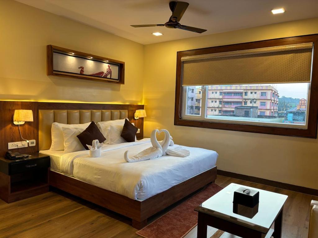 Hotel Golden Orbit Asansol Екстер'єр фото